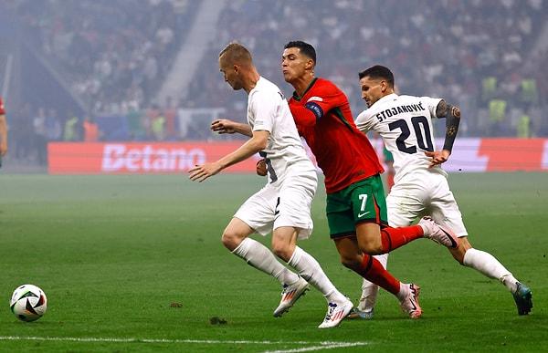 EURO 2024'te A Milli Takım'ın bulunduğu F Grubu'nu lider tamamlayan Portekiz, son 16 turunda Slovenya ile kozlarını paylaştı.