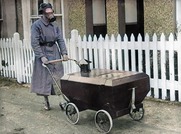 Gaz geçirmeyen bebek arabası, tarih 1938