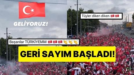 Türkiye-Avusturya Karşılaşması İçin Taraftarlar Mehter Marşı Eşliğinde Stada Doğru İlerliyor