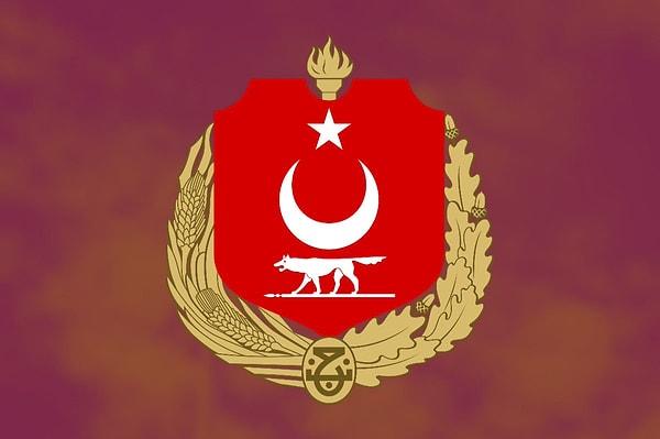 Aslında Atatürk’ün emriyle 1927 yılında Eğitim Bakanlığı tarafından düzenlenen devlet arması yarışması düzenlenmişti.