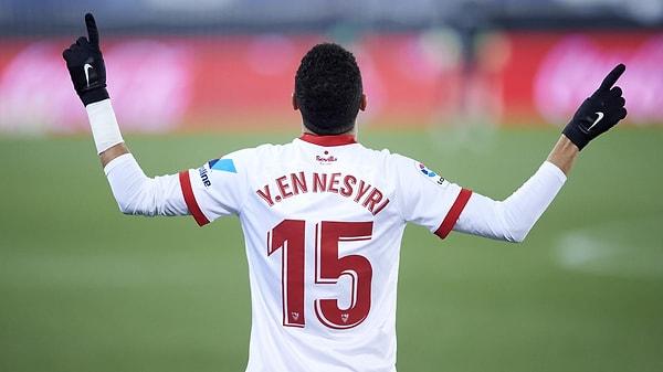 27 yaşındaki Youssef En-Nesyri, 2023/24 sezonunda Sevilla formasıyla çıktığı 41 maçta 20 gol (İspanya liginde 16) attı.