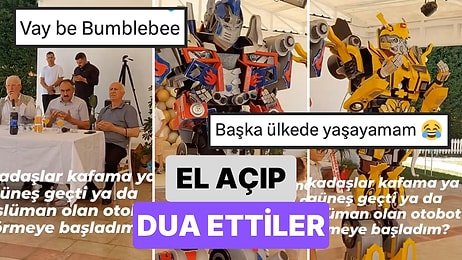 Hani Aramızda Savaş Çıkacaktı? Bir Mevlitte İki Robot Edilen Duaya Ellerini Açarak Eşlik Etti