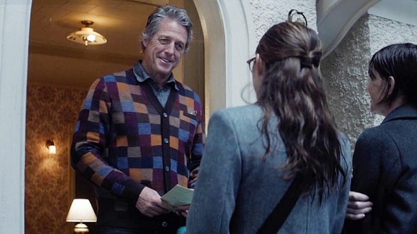 According to the trailer's comments, viewers are quite surprised. Some find Hugh Grant's role as a creepy killer amusing, while others did not expect him to take on such a role. Some also mention that Hugh Grant has a dark side capable of portraying such a sinister maniac character.