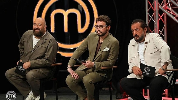 14. MasterChef Türkiye'de düello yemeği islim kebabıydı. Ama yarışmacılar onun ne olduğunu bilemeyince Mehmet Şef sinirlendi.