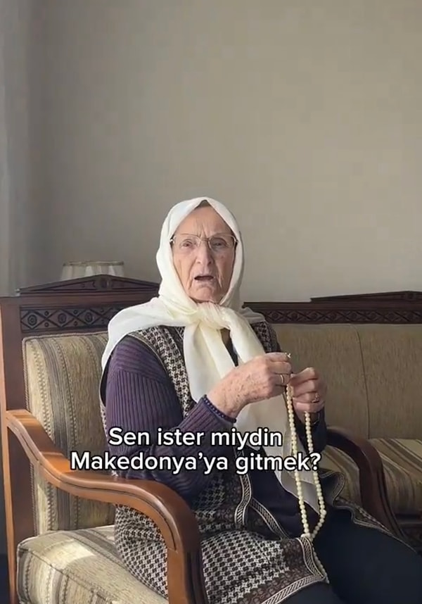 Müjdeyi verdikten sonra tatil hazırlıklarına başlayan aile Makedonya’da birbirinden güzel anılar biriktirirken yaşlı kadının yaşadığı duygular kameraya yansıyordu.