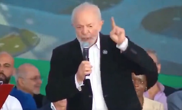 Lula da Silva, yaşlılığını eleştirenlere karşı 56 yaşındaki eşini şahit göstererek cevap verdi.