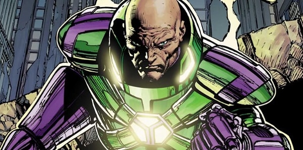 Sen sinirlendiğinde Lex Luthor'a benziyorsun!