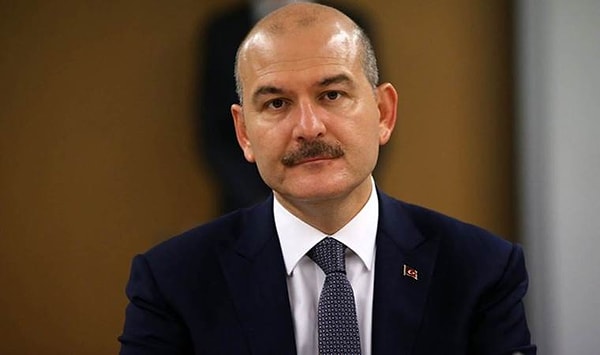 Belgeselin yayınlanan tanıtımında Soylu, " Çankaya Köşkü'nden çıkarken silahımı belime taktım ve 'Burası sizin namusunuzdur, bizim dışımızda kim olursa vurun' dedim. 15 Temmuz'da darbeyi yapan ya da 1 numarası olarak değerlendirilen paşa, Çankaya Köşkü'ne gelseydi onu orada öldürecektik" dedi.