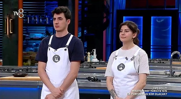 MasterChef Türkiye'nin yeni sezonu için yarışmacı seçimleri tam gaz devam ederken, bugün 6 yarışmacı adayının dahil olduğu düelloda ilk yarışmacı belirlendi.