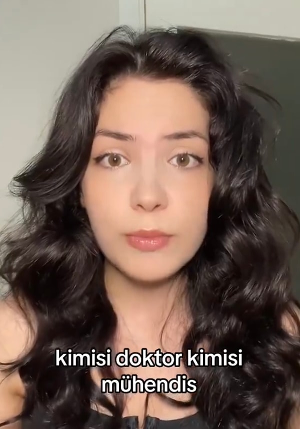 “Alt sınıf falan da değil, kimisi doktor, kimisi mühendis, kimisi avukat.” diyen kadın ardından ise “Eskiden evli olduklarını gizliyorlardı artık mesaja başlarken evli olduklarını belirtiyorlar.” dedi.