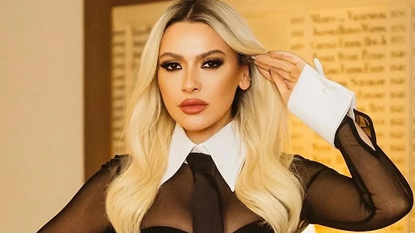 Başrolünde şarkıcı Hadise'nin yer alacağı Esas Oğlan'ın esas oğlanı biraz zor bulundu. Önce İlhan Şen ile partner olan Hadise'nin rol arkadaşı değişti.