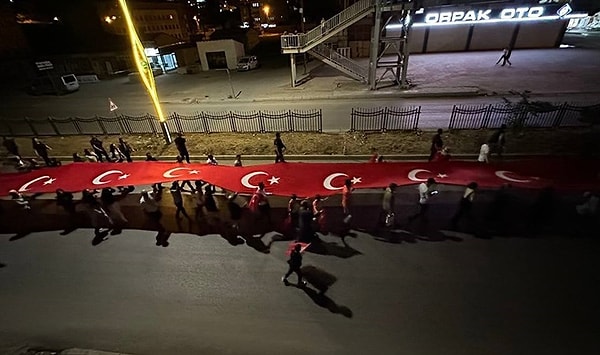 15 Temmuz Demokrasi ve Milli Birlik Günü dolayısıyla Yüksekova'da etkinlikler düzenlendi.