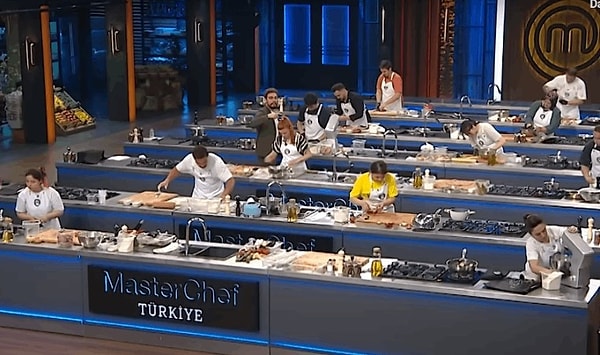 7. sezonuyla ekranlara gelen MasterChef Türkiye'de ana kadro yavaş yavaş oluşmaya başladı.