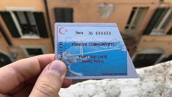 Hazine ve Maliye Bakanlığı'na bağlı Gelir İdaresi Başkanlığı yurt dışı çıkış harcı pulu için 3 bin liralık önerisi yapmıştı. Teklifte ayrıca pula her yıl yeniden değerleme oranı ölçüsünde zam yapılması da istenmişti.