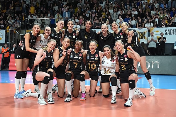 Sultanlar Ligi'nin 3'üncüsü Vakıfbank ise diğer 2 Türk takımına göre daha zorlu bir gruba düştü. İtalya'dan Egonu'lu Vero Volley Milano ve Slovenya'dan Kamnik, Vakıfbank'ın C grubundaki rakipleri oldu.