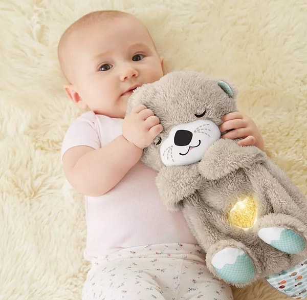 12. Fisher-Price Uyku ve Oyun Arkadaşı Su Samuru, Müzikli Pelüş Bebek Oyuncağı