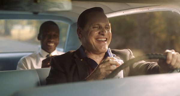 'Thirteen Lives', 'Green Book' ve 'Captain Fantastic' filmlerinde de rol alan Viggo Mortensen verdiği röportajda,