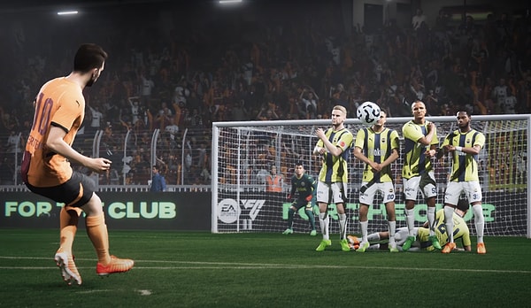 EA Sports FC 25'in şimdiden neredeyse 4 milyon izlenmeye yürüyen fragmanında ise ülkemizdeki oyuncuların dikkatini çeken bir detay var.