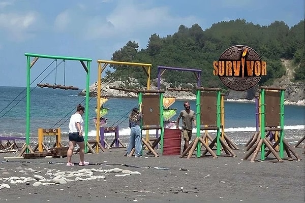 13. Biz Tüm Survivor çekimlerinin Dominik'te yapıldığını sanıyorduk ancak geçtiğimiz günlerde Bartın'da Survivor çekimleri yapıldığını gördük. Şimdi de Survivor'ın ülkemizde farklı illerde de yapılacağı söylendi.