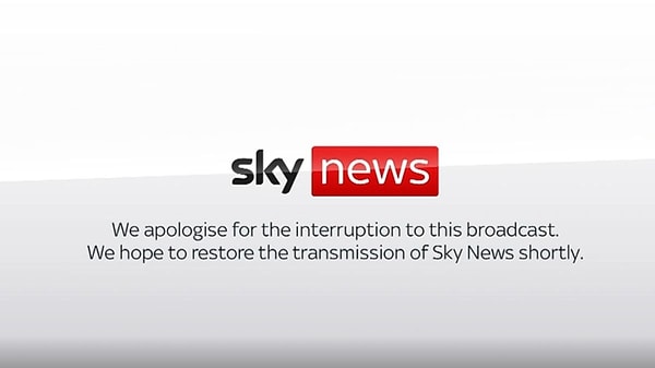 İngiltere'nin önemli televizyon haber kanallarından Sky News Cuma günü yayın yapamadı. Yayıncı kuruluşun icra kurulu başkanı David Rhodes X'te yaptığı açıklamada, “Sky News bu sabah canlı yayın yapamadı, şu anda izleyicilere kesinti için özür dilediğimizi söylüyoruz” dedi.