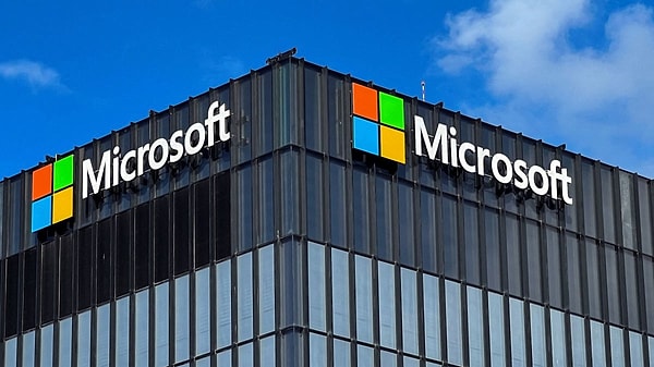 Şirket ayrıca kesintiden geriye kalan bazı etkilerin Microsoft 365 uygulamaları ve hizmetlerini etkilemeye devam edebileceğini de sözlerine ekledi.