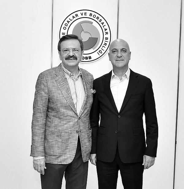 TOBB Başkanı Rifat Hisarcıklıoğlu da vefat haberinin ardından sosyal medyada taziye mesajı paylaştı. Paylaşımında Ali Bahar ile birlikte fotoğrafına yer veren Hisarcıklıoğlu, "Üzgünüm. İyi bir insan, iyi bir dosttu. Antalya Ticaret ve Sanayi Odası Yönetim Kurulu Başkanımız, TOBB Genel İdare Kurulu üyesi Ali Bahar kardeşim vefat etmiştir. Kendisine Allah'tan rahmet, ailesine, yakınlarına ve camiamıza başsağlığı diliyorum. Ruhu şad, mekanı cennet olsun" ifadelerine yer verdi.