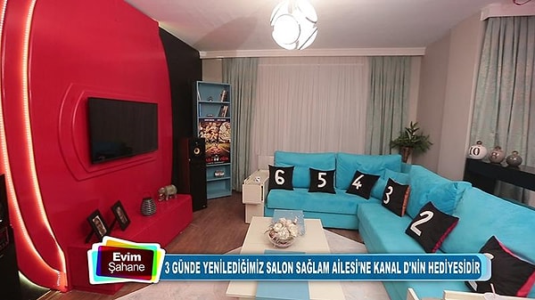 İlginç tarzı ve fazla renkli tasarımlarıyla caps'lere konu olan ünlü mimar, Onedio.com'un YouTube hesabına konuk olarak hakkında merak edilen sorulara yanıt verdi.