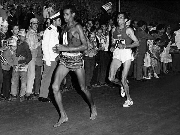 Abebe Bikila - İlk Afrikalı Altın Madalya Kazanan Maraton Koşucusu