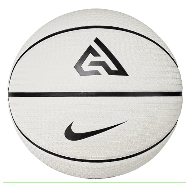 7. Nike Playground 8P 2.0G Basketbol Topu