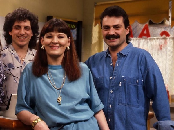 BBC One'da 33 sezondur devam eden İngiliz TV klasiğinde 1985'ten 1989'a kadar rol alan Haluk Bilginer, İngiliz izleyicisinin dikkatini çekmiş, daha sonrasında kariyerine Türk yapımlarıyla devam ederek tüm Türkiye'nin kalbini fethetmişti.