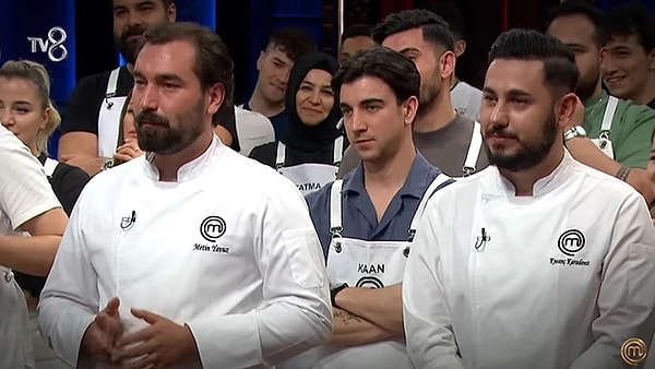 10. MasterChef Türkiye 2022 ve MasterChef Türkiye All Star'ın öne çıkan yarışmacılarından olan Kıvanç Karadeniz, X'den yaptığı paylaşımla gündeme oturdu. "Eski dostlarımı takipten çıktım" diye yazan Karadeniz, adeta ateş püskürdü.