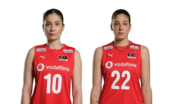 Sözcü'den Alican Özcan'ın haberine göre, millilerin yaptığı son antrenmanda yer alan 26 yaşındaki voleybolcunun herhangi bir sakatlığı bulunmuyor. Yapılan kadro değişikliğinin "teknik ekip" kararı olduğu belirtiliyor.