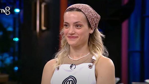 Toplamda 12 yarışmacının ana kadroya dahil olduğu MasterChef'te kadroya son giren kişi Eda olurken, 13. yarışmacı da belli oldu.