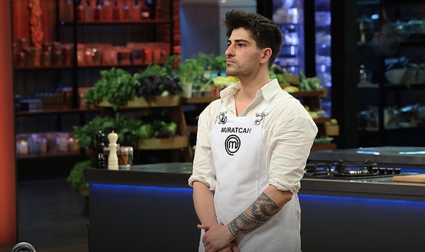 MasterChef Türkiye'de ana kadro seçmeleri tam gaz devam ederken kadroya girmeye hak kazanan 13. yarışmacı Muratcan Sural oldu.