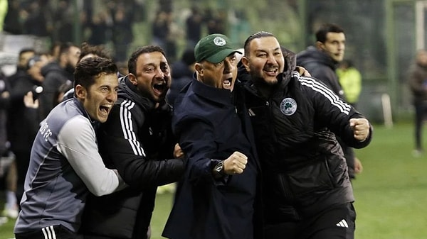 5 aylık Panathinaikos yolculuğunda Fatih Terim'in yardımcı antrenörlüğünü yapan Necati Ateş, "Türk olduğumuz için sevilmiyorduk" demişti.