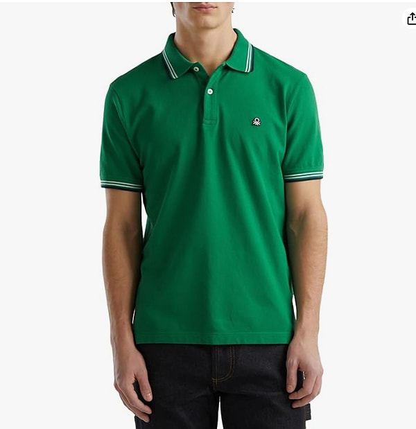 9. United Colors of Benetton Erkek Kol ve Yaka Ucu Çizgili Polo Tişört