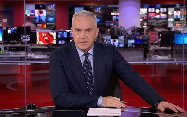 BBC’nin ünlü ekran yüzlerinden Huw Edwards hakkında geçen yıl çocuk istismarı iddiasıyla soruşturma başlatılmıştı.