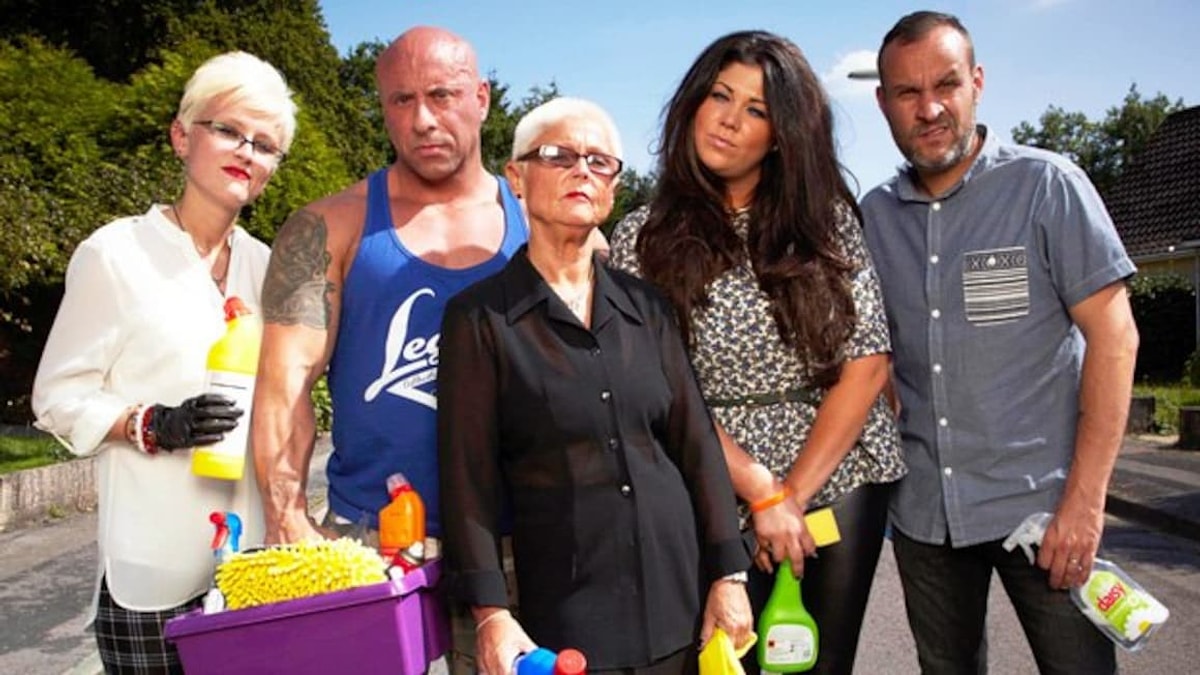 Проект помешанные. Помешанные на чистоте тлс. Канал александры киевской. Obsessive compulsive cleaners. Проект помешанные.