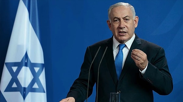 Netenyahu konuşmasında suikasta değinmedi ancak dün akşam saatlerinde Lübnan’da yaptıkları hava saldırısında Hizbullah komutanını öldürdüklerini ifade etti.