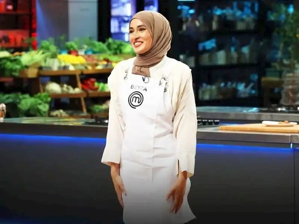 MasterChef Fransa'ya katılmak isteyen fakat başörtülü olduğu için reddedilen Beyza Aydın şansını Türkiye'de denerken, daha ilk turdan jüriyi etkileyerek hızlı bir ilerleme kaydetti.