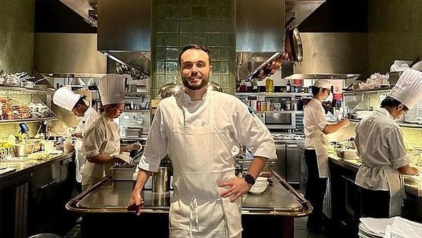 New York'ta çalışan Kerem, MasterChef için Türkiye'ye dönüp hızla ana kadroya girerken, başarılı ilerlemesi ilgimizi çekti ve kendisini mercek altına aldık.