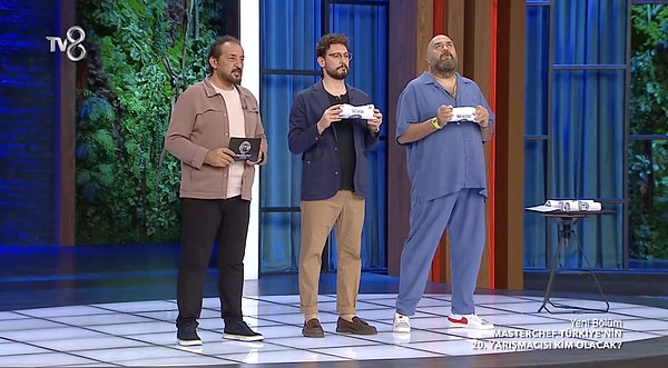 MasterChef Türkiye'de ana kadro heyecanı kaldığı yerden devam ediyor. 3 Ağustos akşamı yayınlanan programda yarışmacılar son önlüğü kapmak için kıyasıya mücadele verdi.