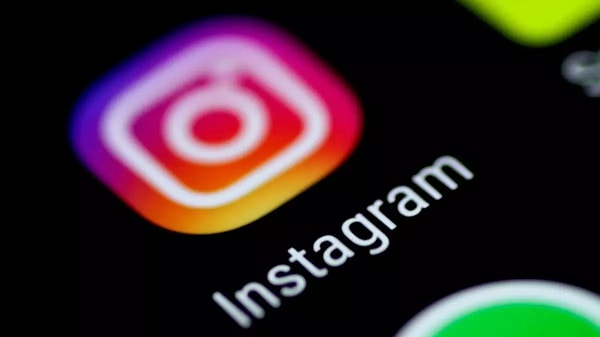 Sorunun aşılması için Türkiye yapıcı bir tutum sergilerken, bu kapsamda önceki gün META'nın Türkiye'deki temsilcileri ile bir toplantı yapılarak Instagram'a talepler iletildi.