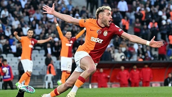 Barış Alper Yılmaz geçtiğimiz sezona damga vurduktan sonra Euro 2024'te milli takımın başarılı performansında da pay sahibi olmuştu. Bu sezon adı transfer gündeminden düşmeyen genç oyuncu Süper Kupa'da oyuna sonradan dahil oldu.