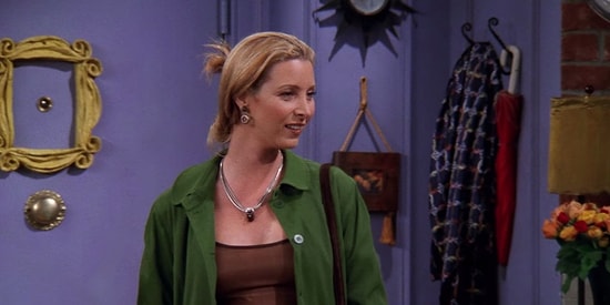 Lisa Kudrow Reveals Why She Was Fired from a Beloved TV Show