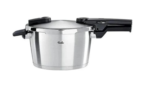 7. Fissler Vitaquick Premium Düdüklü Tencere 4,5L