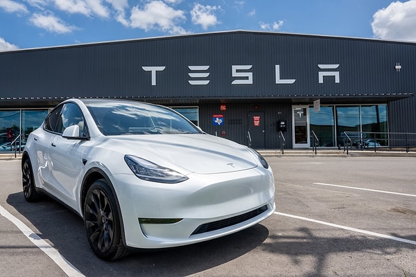 1. Sence Tesla'nın piyasa değeri ne kadar?