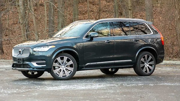 Volvo XC90 fiyat listesi Ekim 2024