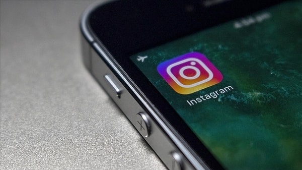 Türkiye’de akşam saatlerinde yine bir internet sitesine uygulanan erişim engeli gündem oldu. Hatırlanacağı gibi Instagram’a yaklaşık 1 haftadır erişim sağlanamıyor.