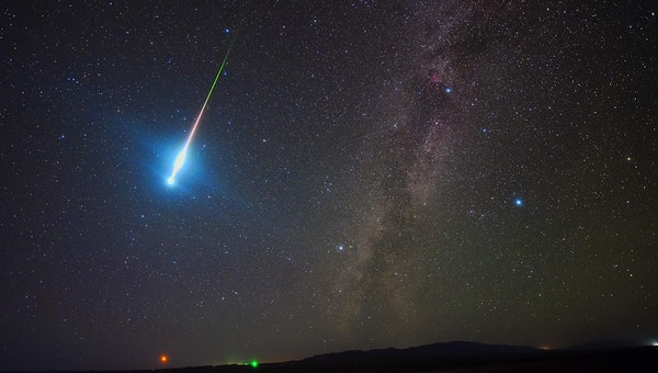 Peki, Perseid Meteor Yağmuru Neden Oluyor?